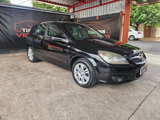 CHEVROLET VECTRA 2.0 MPFI GT HATCH 8V FLEX 4P AUTOMÁTICO CHEVROLET VECTRA 2.0 MPFI GT HATCH 8V FLEX 4P AUTOMÁTICO